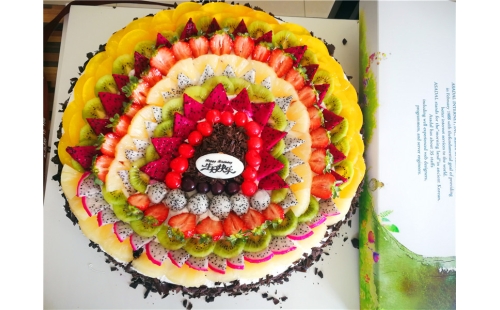 因?yàn)橛心?，所以美?>
								</div>
															
							<div   id=