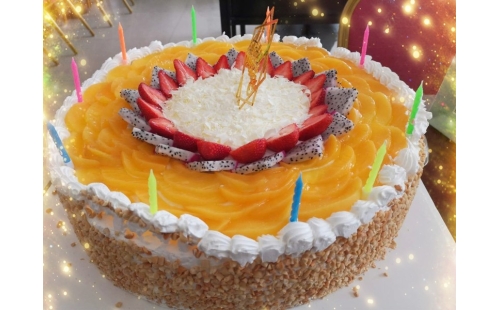 大地回春，伊百盛舉辦員工集體生日會(huì)