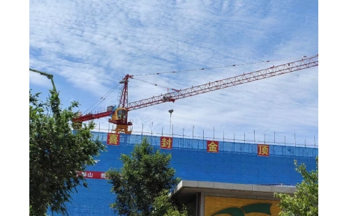 破舊立新筑夢發(fā)展新愿景，眾志成城干出技改加速度 ----銀川伊百盛6000㎡智能化車間順利封頂。