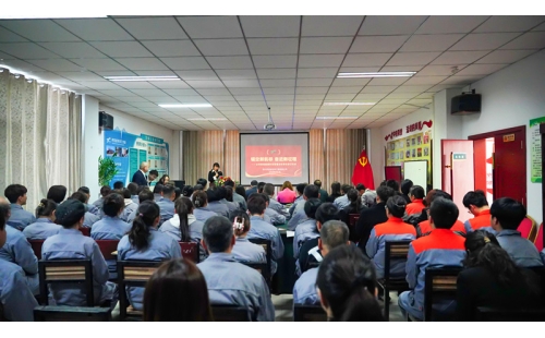 乘風(fēng)破浪啟新程，誓言鏗鏘擔(dān)使命 &mdash;&mdash; 銀川伊百盛管理層履職宣誓暨目標(biāo)責(zé)任簽訂儀式圓滿舉行