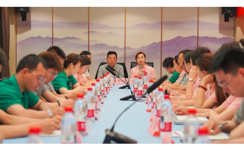 錨定目標(biāo)再出發(fā)&mdash;&mdash;公司召開2025年中復(fù)盤總結(jié)會(huì)議