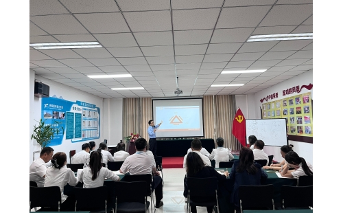 因果洞察 結(jié)果把控 經(jīng)營(yíng)效能提升&mdash;&mdash;銀川伊百盛開展專項(xiàng)培訓(xùn)，夯實(shí)高質(zhì)量發(fā)展根基